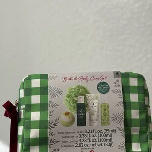 Bath & Body Care Set with Green and White Design